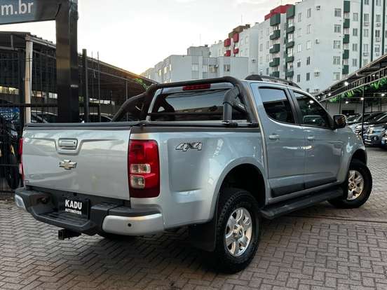 CHEVROLET-S10-2.8 LT 4X4 CD 16V TURBO DIESEL 4P AUTOMÁTICO CHEVROLET-S10-2012