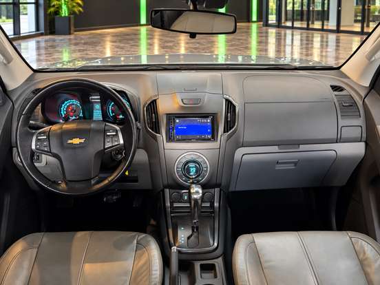 CHEVROLET-S10-2.8 LTZ 4X2 CD 16V TURBO DIESEL 4P AUTOMÁTICO CHEVROLET-S10-2012