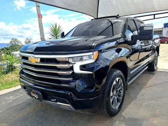 CHEVROLET SILVERADO 5.3 V8 GASOLINA 1500 HIGH COUNTRY 4X4 AUTOMÁTICO