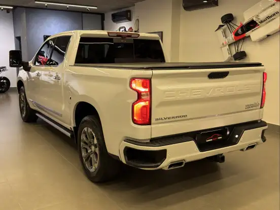 CHEVROLET-SILVERADO-2023