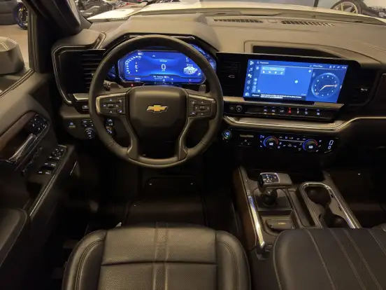 CHEVROLET-SILVERADO-5.3 V8 GASOLINA 1500 HIGH COUNTRY 4X4 AUTOMÁTICO CHEVROLET-SILVERADO-2023