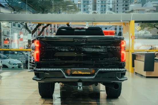 CHEVROLET-SILVERADO-6.6 V8 DURAMAX DIESEL 2500HD HIGH COUNTRY 4WD AUTOMÁTICO CHEVROLET-SILVERADO-2022