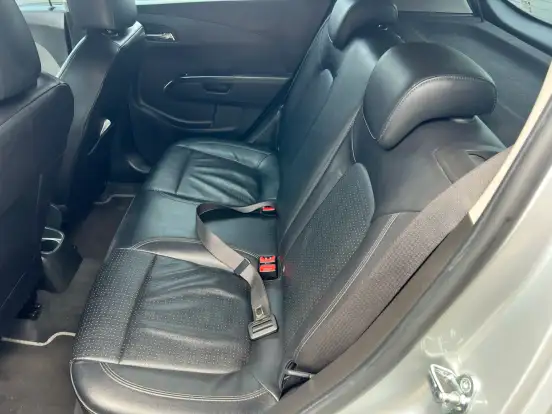 CHEVROLET-SONIC-1.6 LTZ 16V FLEX 4P AUTOMÁTICO CHEVROLET-SONIC-2012