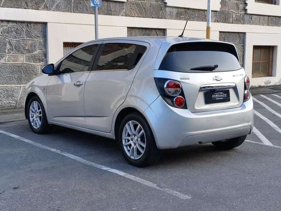 CHEVROLET-SONIC-1.6 LTZ 16V FLEX 4P AUTOMÁTICO CHEVROLET-SONIC-2012