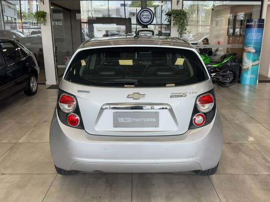 CHEVROLET-SONIC-1.6 LTZ 16V FLEX 4P AUTOMÁTICO CHEVROLET-SONIC-2014