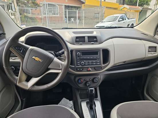 CHEVROLET-SPIN-2012