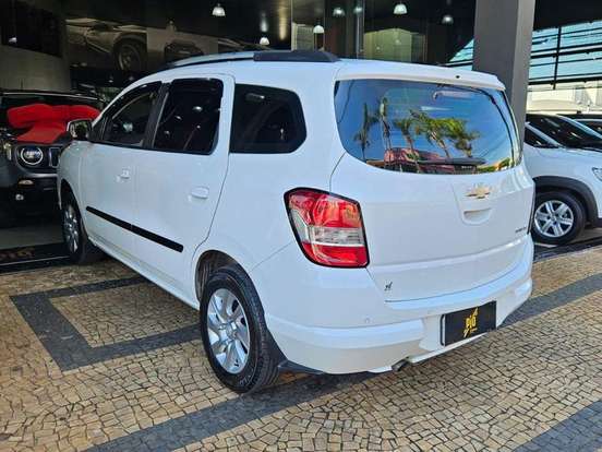 CHEVROLET-SPIN-2014