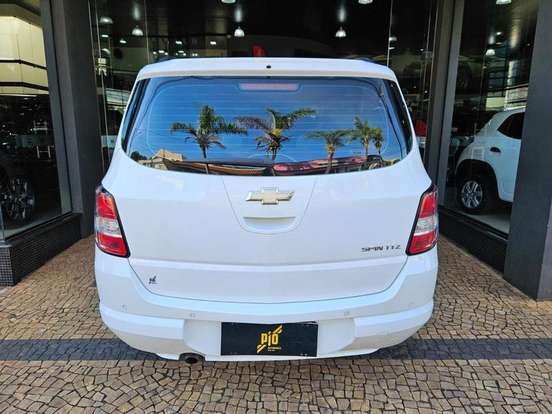 CHEVROLET-SPIN-2014