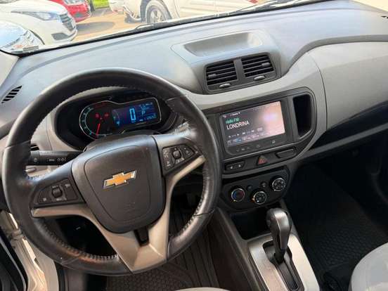 CHEVROLET-SPIN-2015