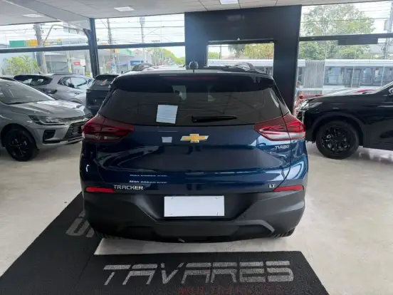 CHEVROLET-TRACKER-2024