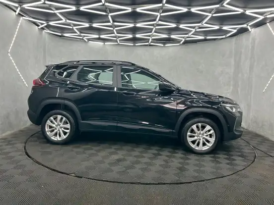 CHEVROLET-TRACKER-2025