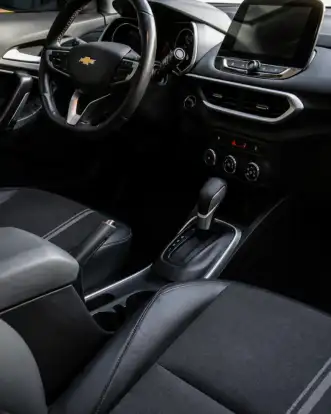 CHEVROLET-TRACKER-2020