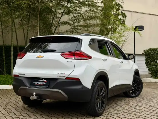 CHEVROLET-TRACKER-2024