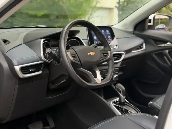 CHEVROLET-TRACKER-2024