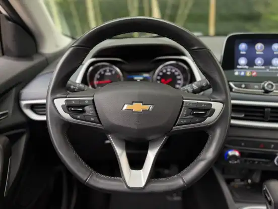 CHEVROLET-TRACKER-2024