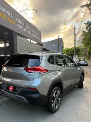 CHEVROLET-TRACKER-2024