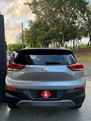 CHEVROLET-TRACKER-2024