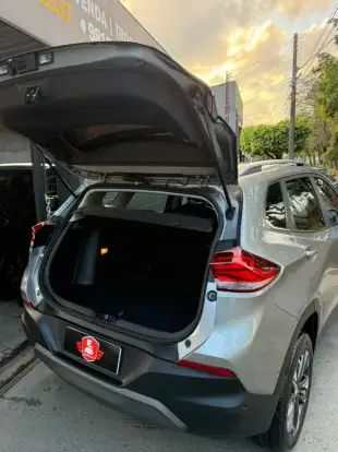CHEVROLET-TRACKER-2024