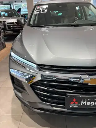 CHEVROLET-TRACKER-2025