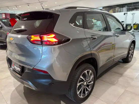 CHEVROLET-TRACKER-2025