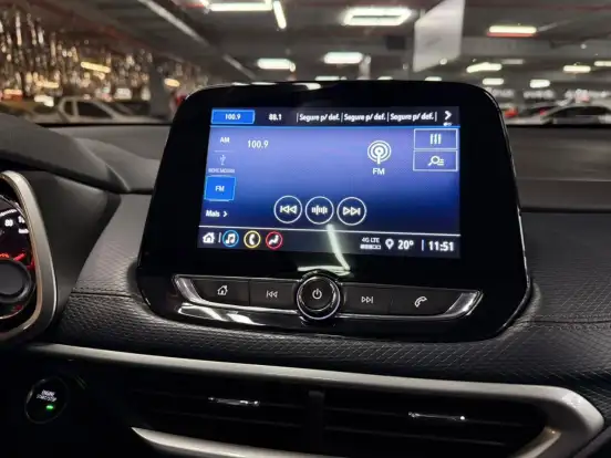 CHEVROLET-TRACKER-2020