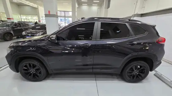 CHEVROLET-TRACKER-2025