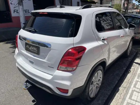 CHEVROLET-TRACKER-2018