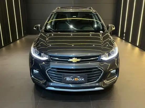 CHEVROLET-TRACKER-2018