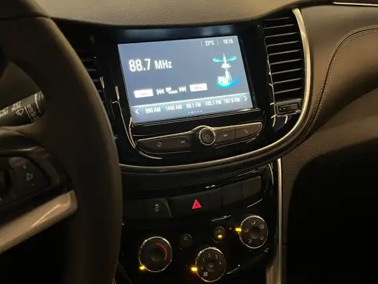 CHEVROLET-TRACKER-2018