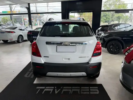 CHEVROLET-TRACKER-2013