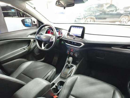 CHEVROLET-TRACKER-2024