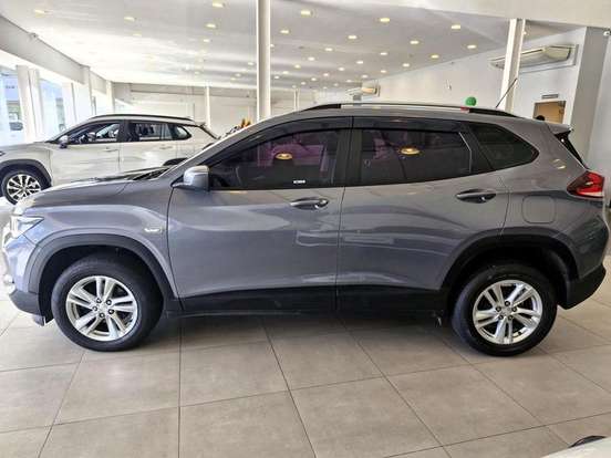 CHEVROLET-TRACKER-2020