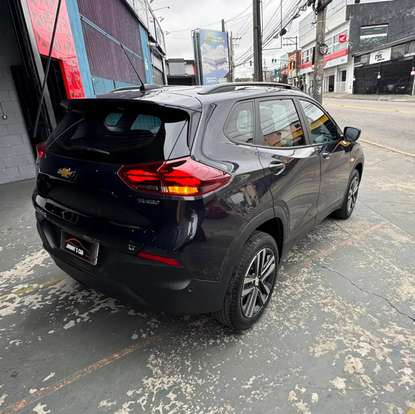 CHEVROLET-TRACKER-2023
