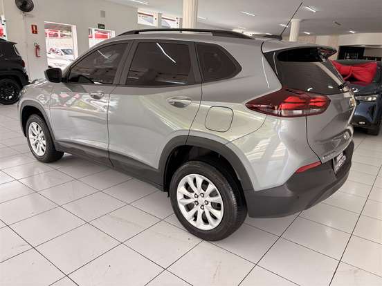 CHEVROLET-TRACKER-2024