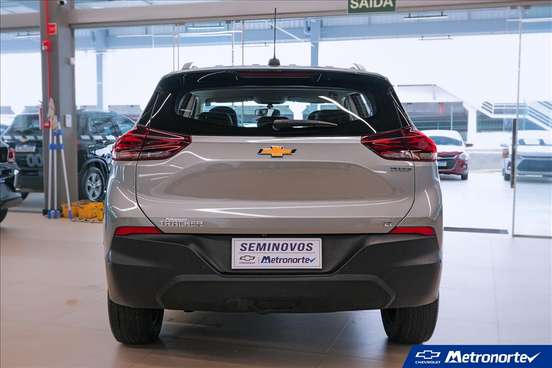 CHEVROLET-TRACKER-2023