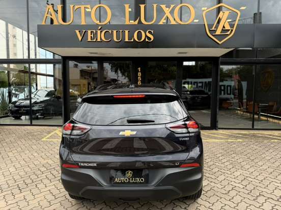 CHEVROLET-TRACKER-2025