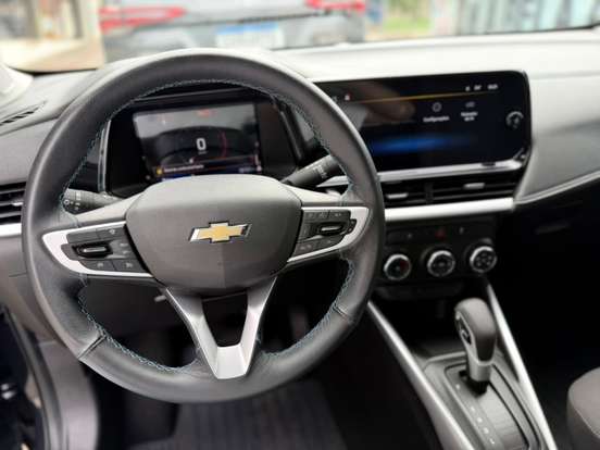 CHEVROLET-TRACKER-2025