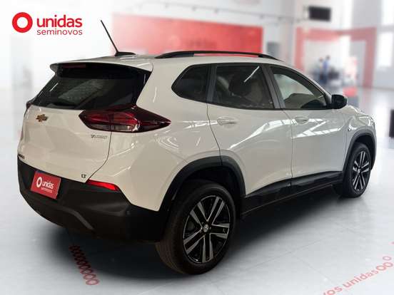 CHEVROLET-TRACKER-2023