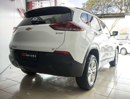 CHEVROLET-TRACKER-2022
