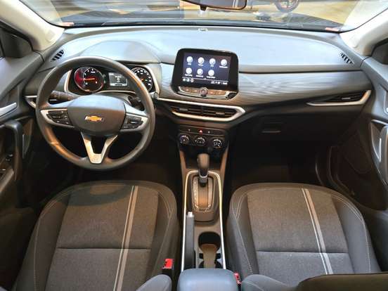 CHEVROLET-TRACKER-2024