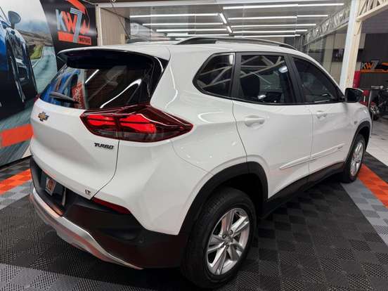 CHEVROLET-TRACKER-2022