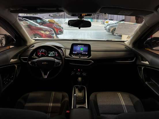CHEVROLET-TRACKER-2024
