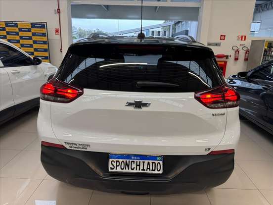 CHEVROLET-TRACKER-2024