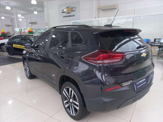 CHEVROLET-TRACKER-2024
