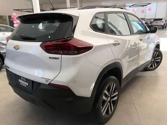 CHEVROLET-TRACKER-2024