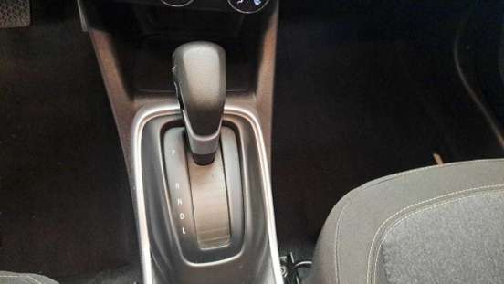 CHEVROLET-TRACKER-2023