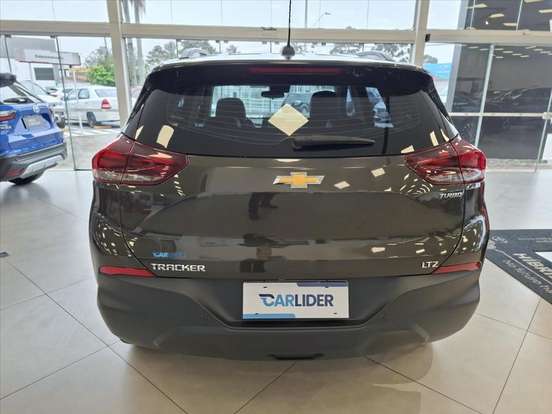 CHEVROLET-TRACKER-2024