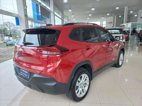 CHEVROLET-TRACKER-2024