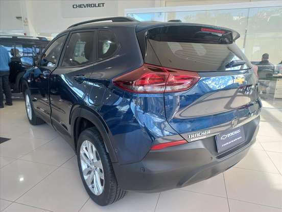 CHEVROLET-TRACKER-2024