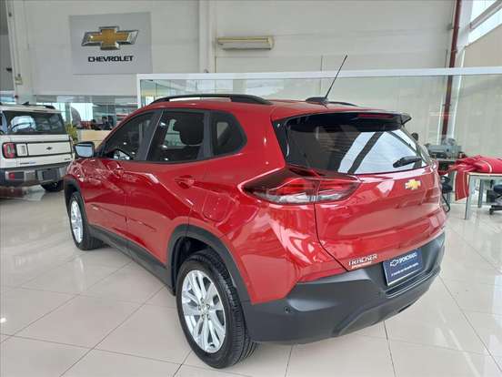 CHEVROLET-TRACKER-2024